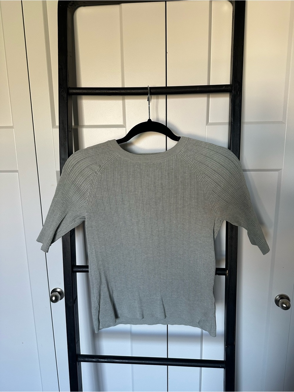 H&M Light Sage Green Short Sleeve Ribbed Knit Top